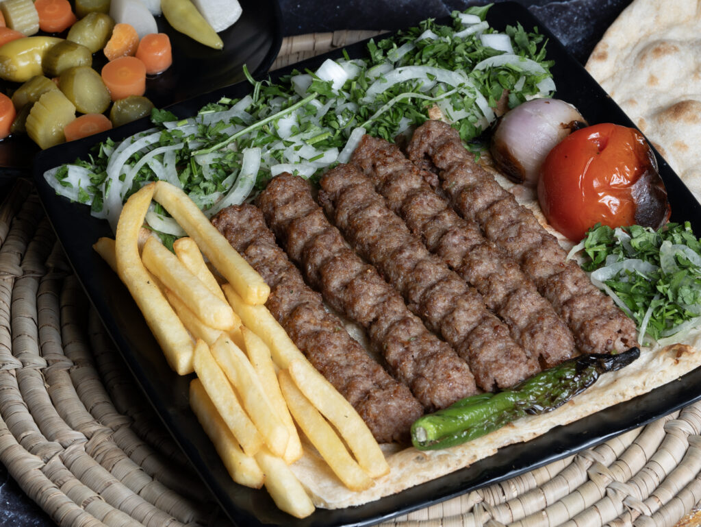كباب الفاخر لحم عربي